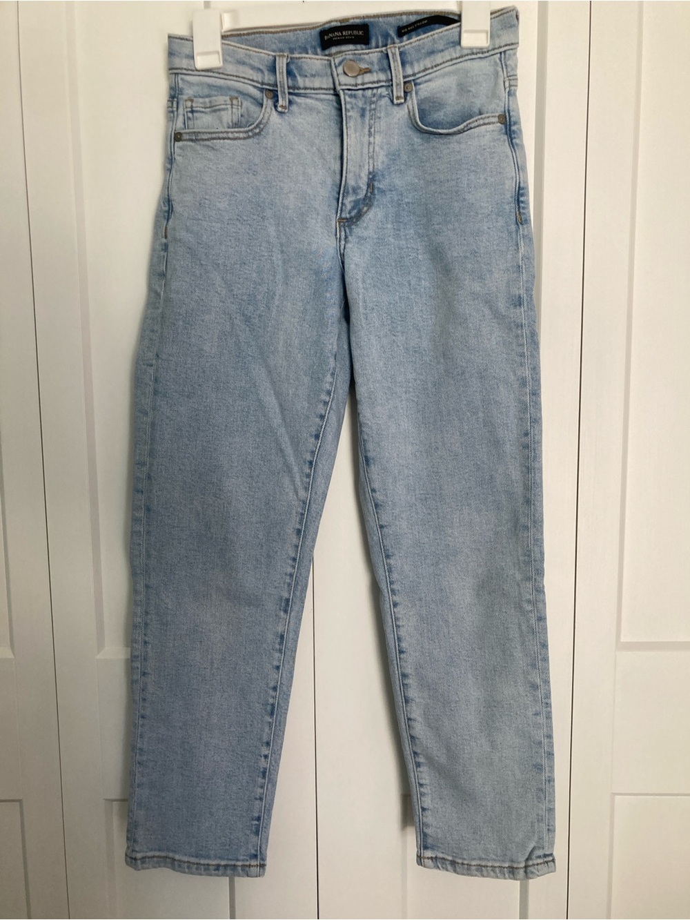 Banana Republic Mid Rise Straight Light Wash Denim Jeans Size 25